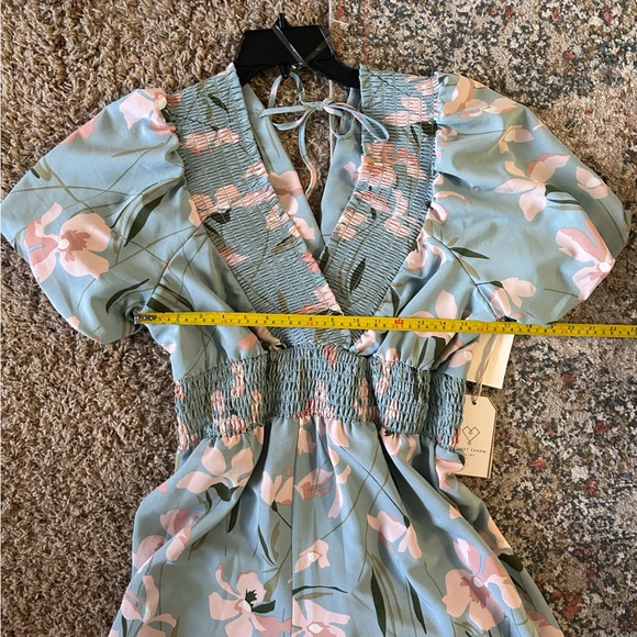 NWT - floral Jumpsuit! Lowest price sale❤️ - Picture 5 of 8